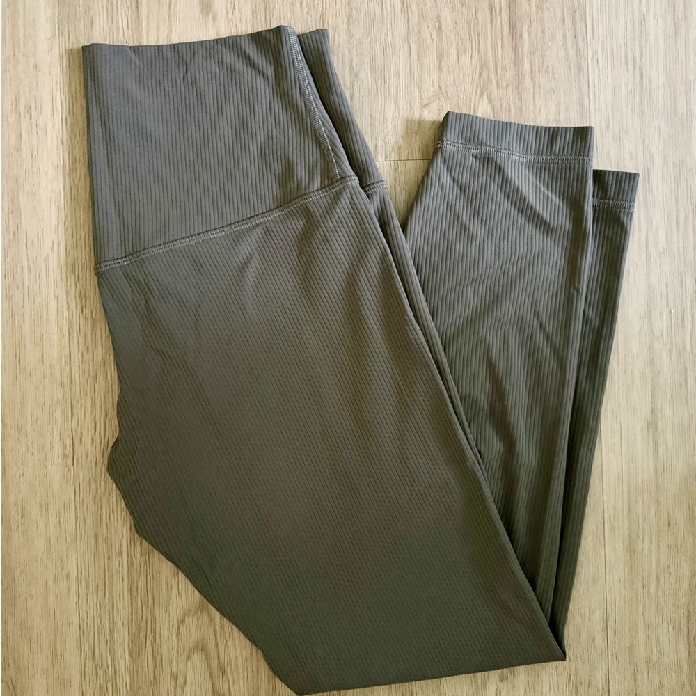 Lululemon Ribbed Align Leggings NWOT